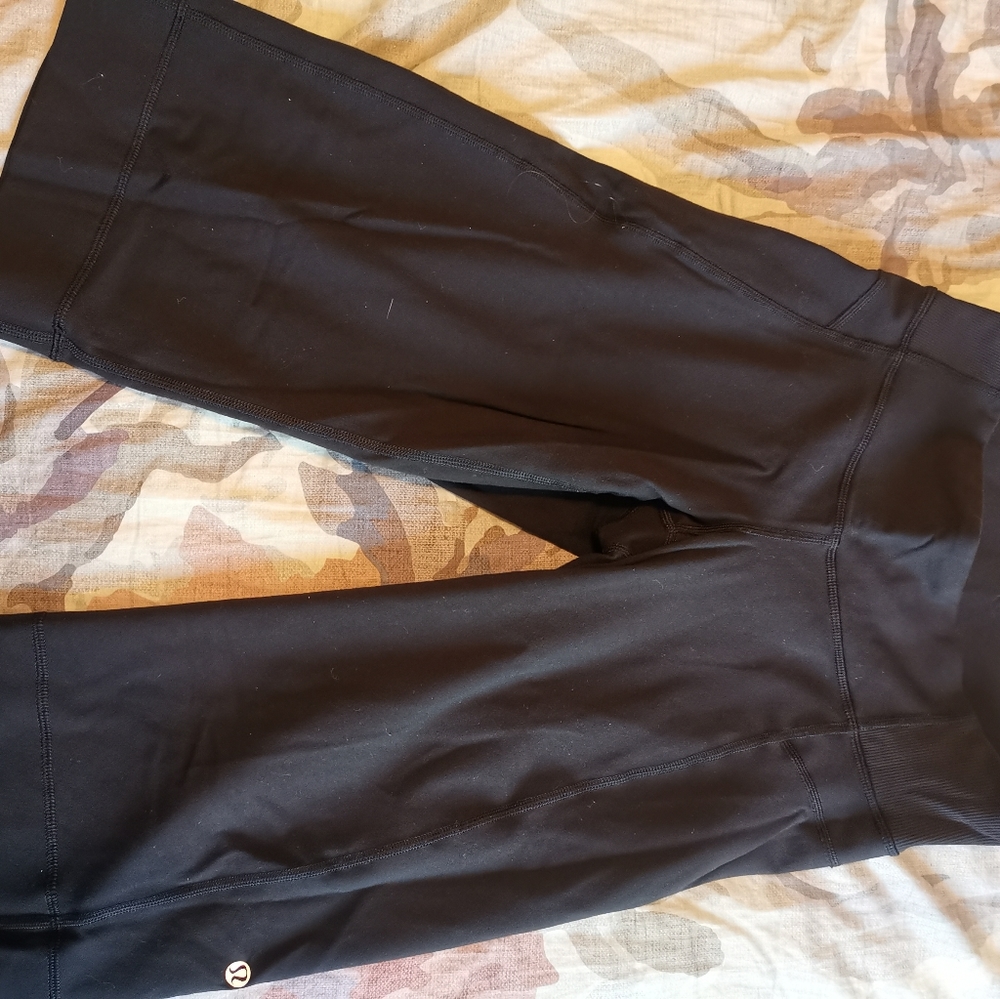 Lululemon crop pants